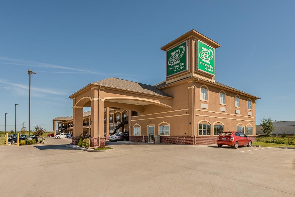 Executive Inn & Suites Cushing Zewnętrze zdjęcie